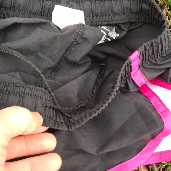 Under Armour Heat Gear Athletic Shorts Pink Plaid - Picture 1 of 15